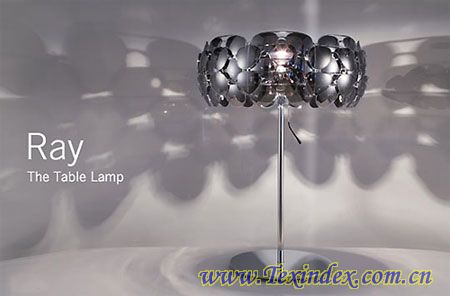 Ray Table Lamp īR_